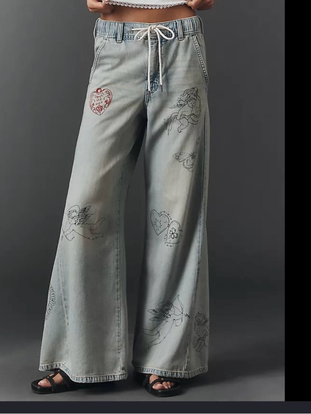 Anthropologie Pilcro ,Relaxed Women’s Jeans w/ heart Cupid butterfly prints, NEW